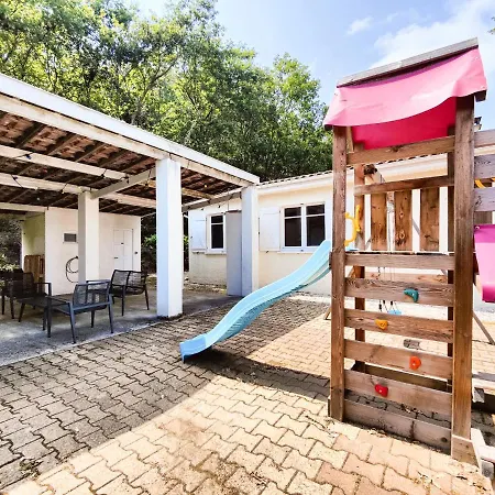 Maison Chaleureuse Et Spacieuse Holiday home Lacanau